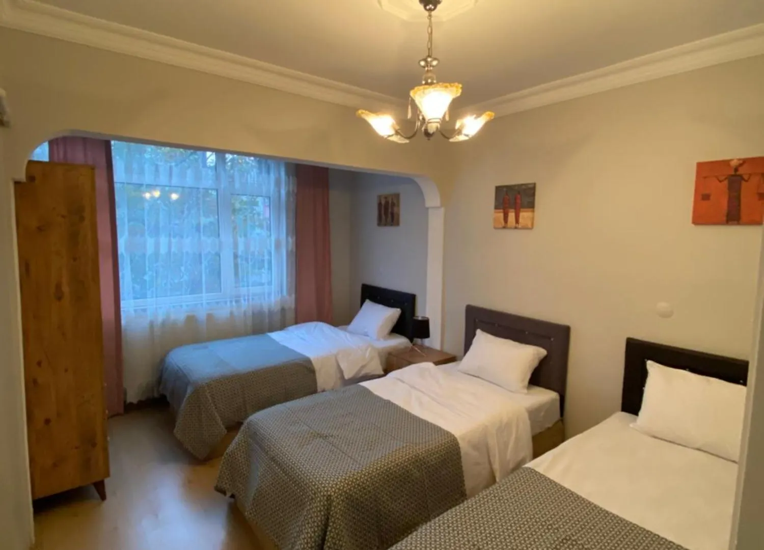 Tramvaya Yakin, Merkezi,2Bd,Asansoerlue,Uecretsiz Otoparkli,3 Klimali Istambul 0*,